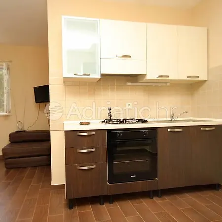 Kneze Nikolina Apartamento *