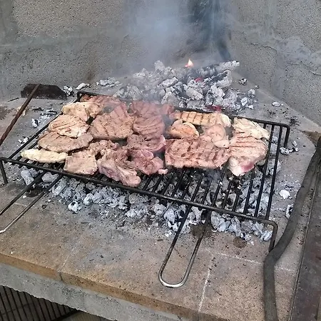 Kneze Nikolina Apartamento *